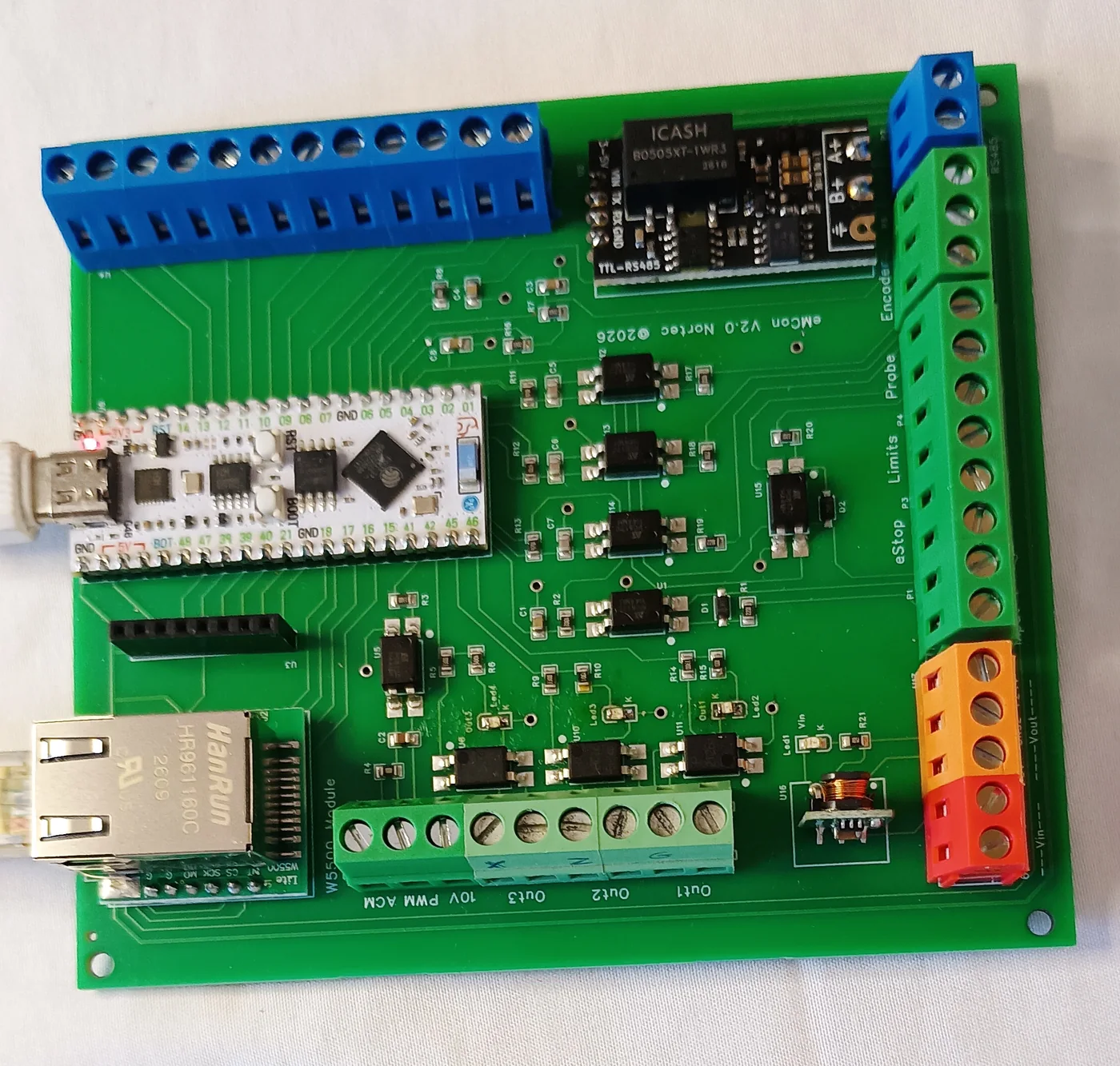 Controladora eMCon V2.0 — salidas de husillo, entradas de seguridad y RS485